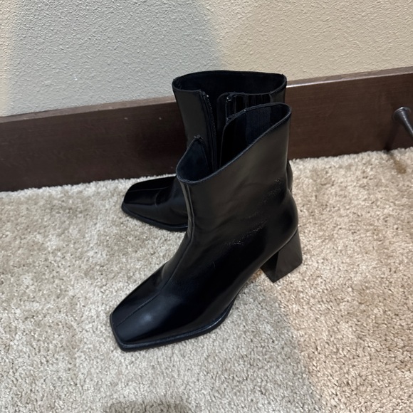 Jeffrey Campbell Sherpal Bootie| Ankle Boot| - Picture 4 of 8